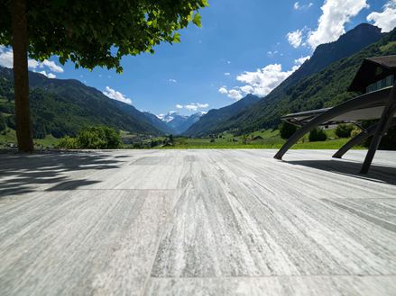 Vue depuis la terrasse de Gneist, en Suisse