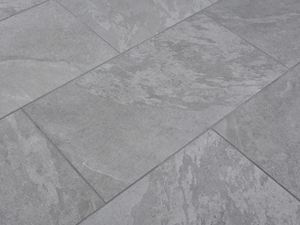 Grès cérame aspect ardoise Alpine Grey, vue diagonale