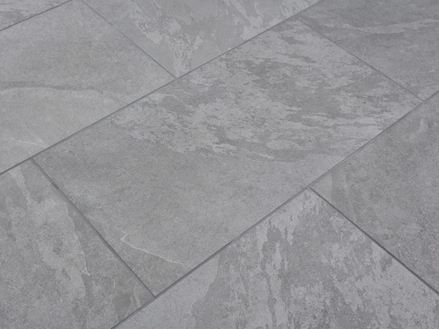 Grès cérame aspect ardoise Alpine Grey, vue diagonale